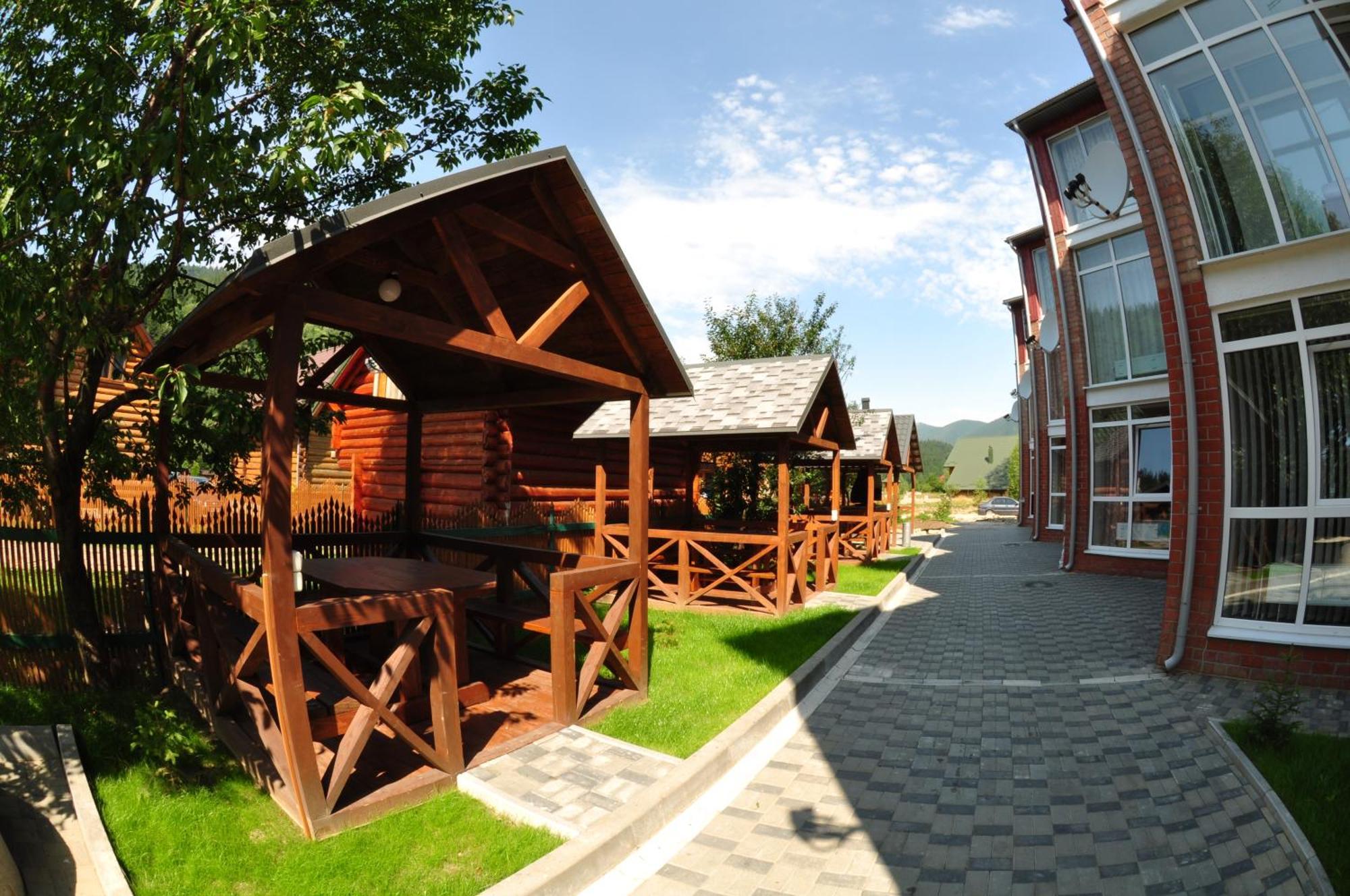 Villa Nova Tatariv Exterior photo